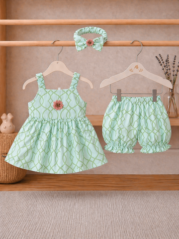 Cotton lawn Stylish Striped Cars Top with Matching Shorts And Bow Hair Band