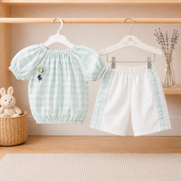 Cotton lawn Stylish Striped Top with Matching Shorts And Bow (1)